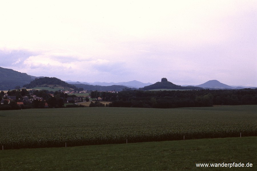 Kaiserkrone und Zirkelstein, rechts hinten Rosenberg