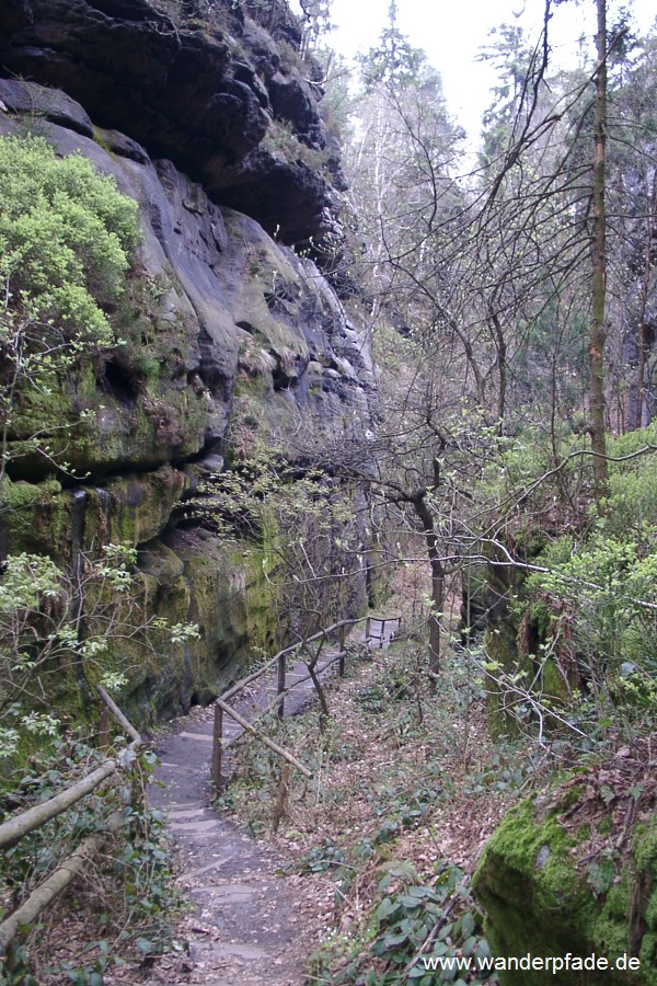 Bequemer Auf-/ Abstieg Pfaffenstein