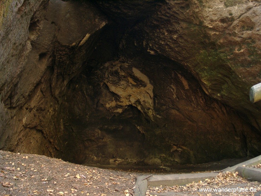 Foto: Kleine Höhle unterhalb Kleinsteinaussicht