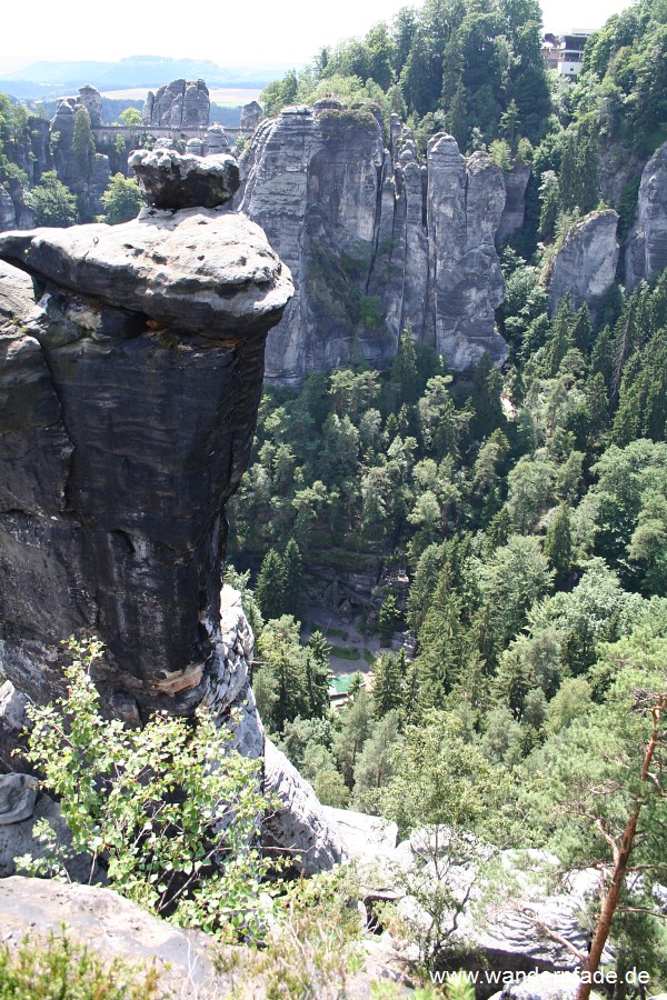 Wehlgrund, Felsenbhne Rathen, Basteibrcke, Basteigebiet, Ferdinandstein