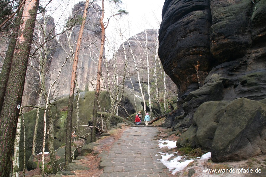 Foto: West-Auf-/ Abstieg zum Fuß des Pfaffenstein