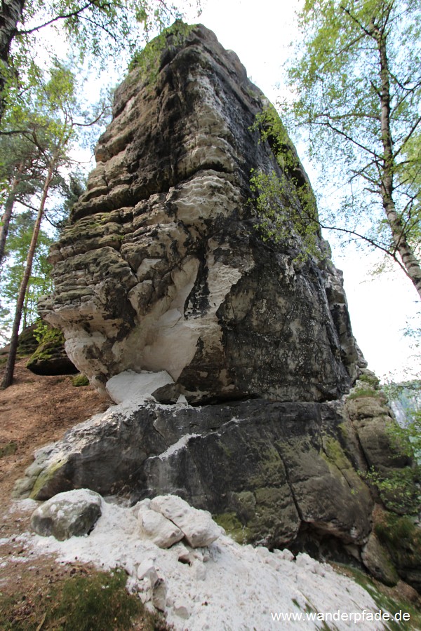 Standort bergang Feldsteine, Honigsteine