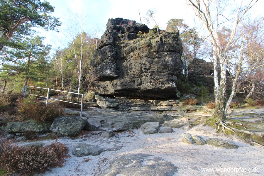 Ost-Auf-/ Abstieg Papststein