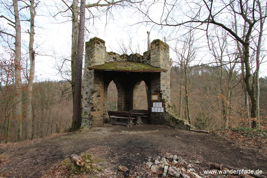 Foto: Künstliche Ruine des Goßdorfer Raubschlosses