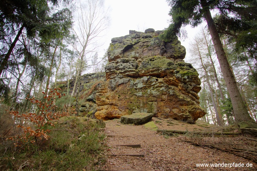 Rotsteinkegel, Rotstein