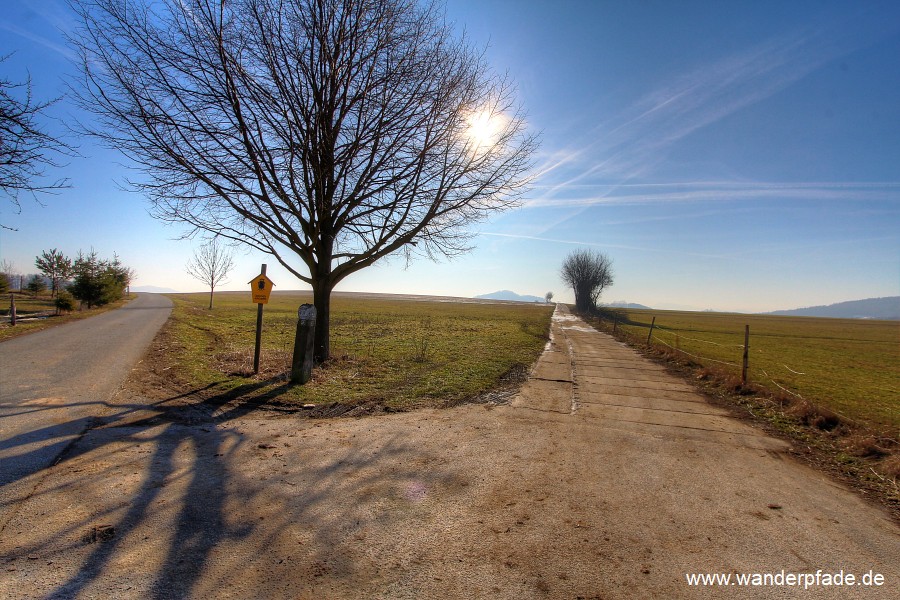 Links Alte Bhmische Glasstrae, rechts zum Gickelsberg (Godorf)